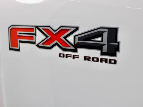 Used 2023 Ford F350 XLT w/ 360-Degree Camera Package image 11