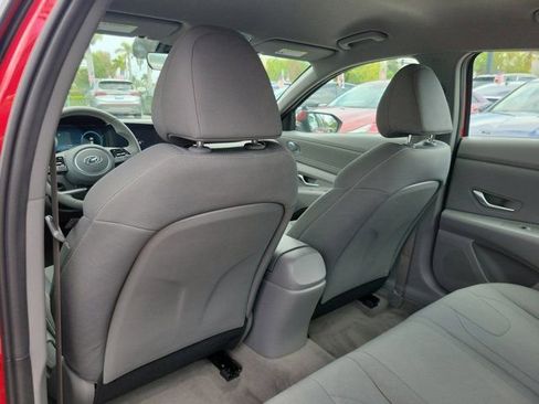 Certified 2023 Hyundai Elantra SEL w/ Convenience Package image 9