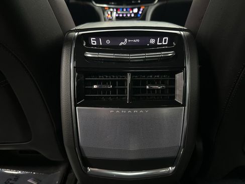 Used 2019 Cadillac CT6 V w/ Driver Assist Package image 34