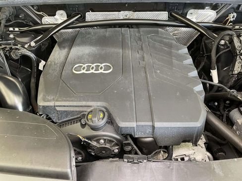 Used 2023 Audi Q5 2.0T Premium w/ Convenience Package image 24