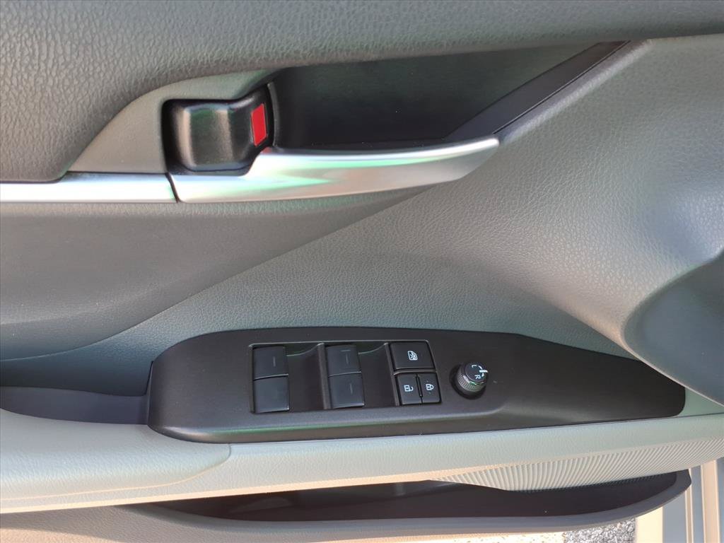 Used 2024 Toyota Camry LE FWD image 19