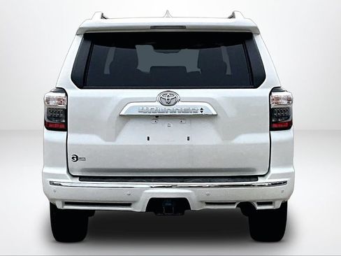 Used 2020 Toyota 4Runner Limited RWD image 5