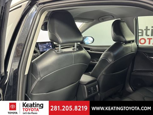 Used 2023 Toyota Camry XSE FWD image 16