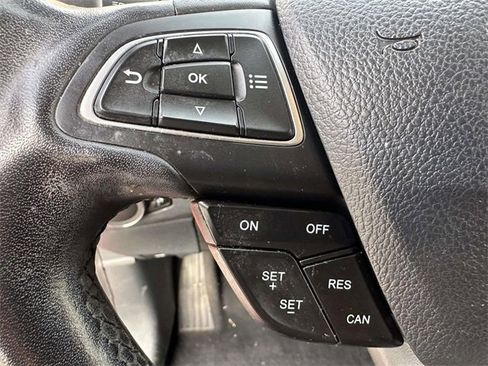 Used 2018 Ford EcoSport Titanium w/ Titanium Cold Weather Package image 33