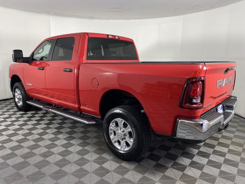 Used 2026 RAM 2500 Big Horn AWD/4WD image 9