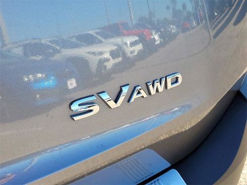 Used 2023 Nissan Rogue SV image 8