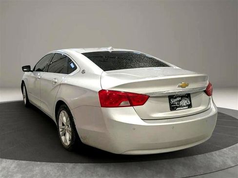 Used 2014 Chevrolet Impala LT w/ Convenience Package image 3