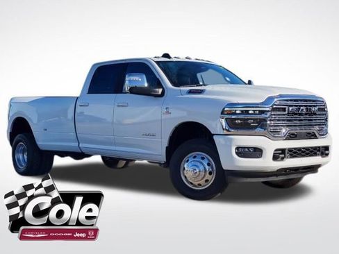 Used 2025 RAM 3500 Laramie image 1