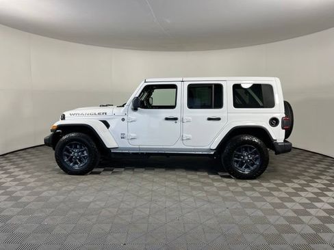 Used 2026 Jeep Wrangler Unlimited Sport AWD/4WD image 4