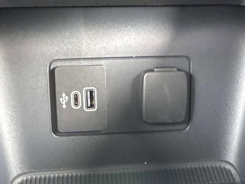 New 2026 Ford Explorer Active w/ Active Comfort Package image 24