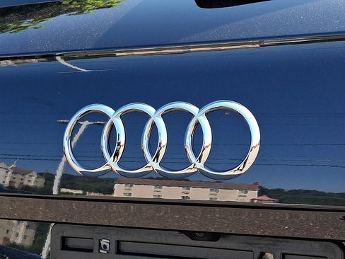 Used 2020 Audi Q5 2.0T Premium Plus w/ Premium Plus Package AWD/4WD image 34