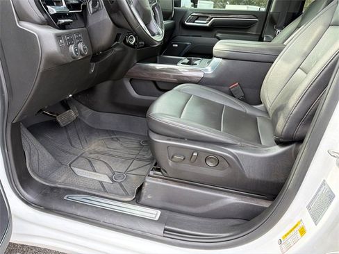 Used 2024 Chevrolet Silverado 2500 LTZ w/ LTZ Plus Package image 9