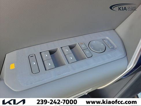 New 2027 Kia Seltos S FWD image 20