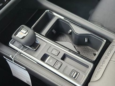 New 2025 Nissan Pathfinder SV image 24