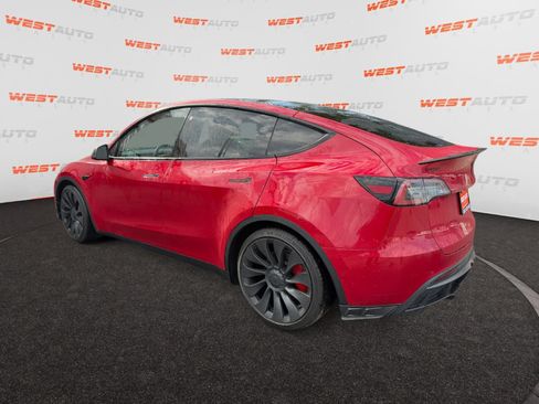 Used 2022 Tesla Model Y Performance AWD/4WD image 3