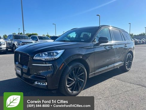 Used 2023 Lincoln Aviator Reserve w/ Equipment Group 201A AWD/4WD image 3