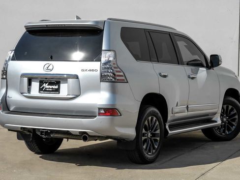 Used 2017 Lexus GX 460 Premium image 9