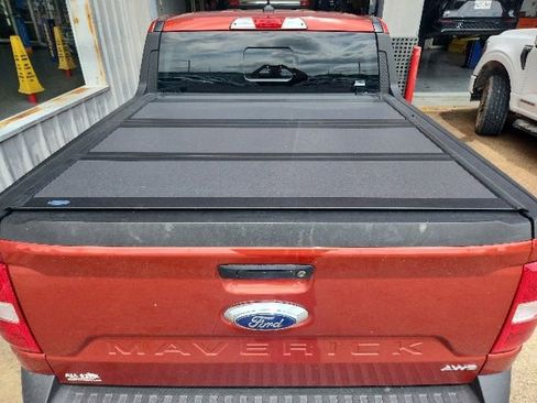 Used 2024 Ford Maverick Lariat AWD/4WD image 9