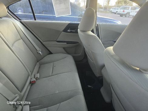 Used 2015 Honda Accord LX image 10