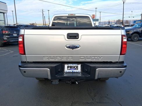 Used 2016 Ford F350 Lariat w/ Lariat Ultimate Package image 4