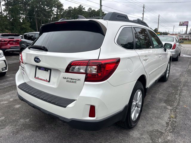 Used 2017 Subaru Outback 2.5i Premium AWD/4WD image 7
