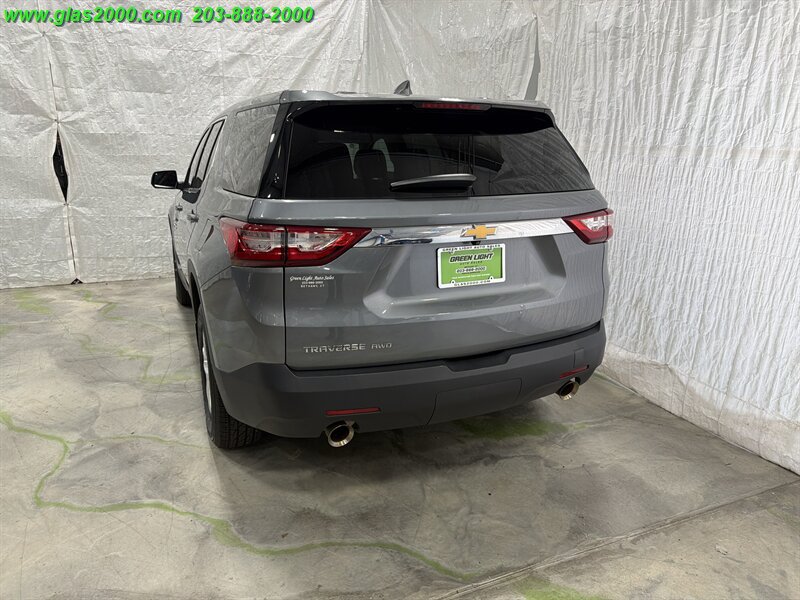 Used 2021 Chevrolet Traverse LS AWD/4WD image 30