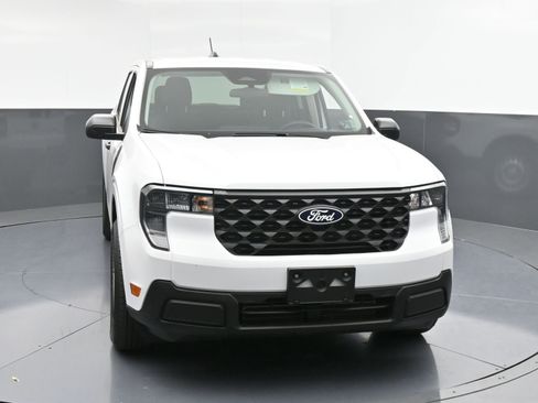 Used 2025 Ford Maverick XL w/ Equipment Group 102A image 2