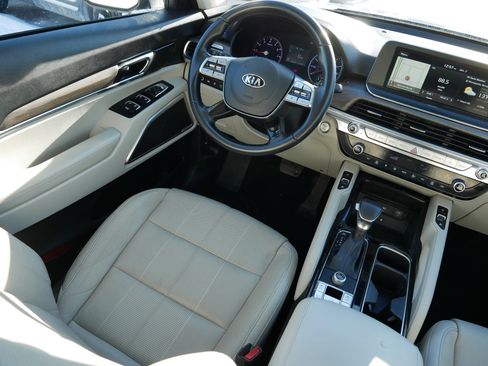 Used 2020 Kia Telluride EX image 9