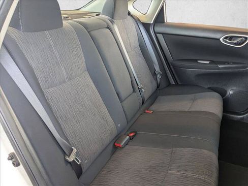 Used 2015 Nissan Sentra SV FWD image 18