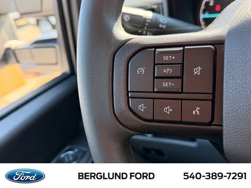 New 2026 Ford F250 XL w/ XL Chrome Package image 11