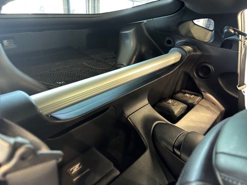Used 2024 Nissan Z Performance w/ Heritage Edition RWD image 17