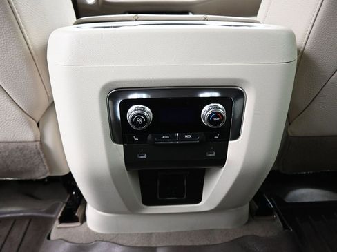 Used 2022 GMC Yukon XL Denali w/ Max Trailering Package image 39