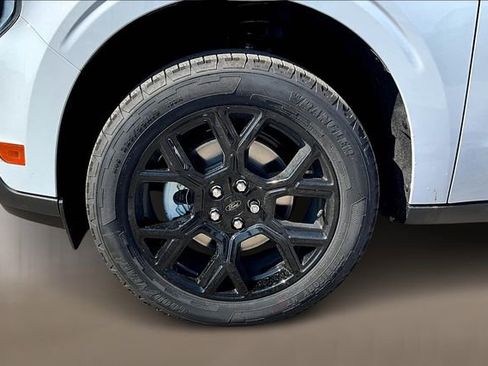 New 2025 Ford Maverick XLT w/ XLT Luxury Package AWD/4WD image 12