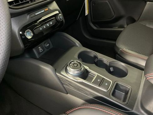 New 2025 Ford Escape ST-Line w/ Equipment Group 301A image 19