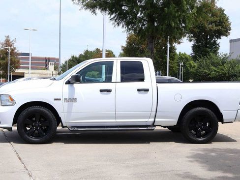 Used 2016 RAM 1500 Express RWD image 3