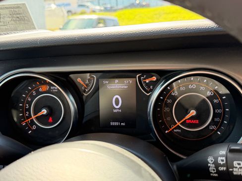 Used 2023 Jeep Wrangler Unlimited Sport AWD/4WD image 17