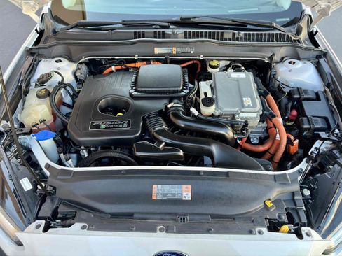 Used 2016 Ford Fusion Energi Titanium w/ Driver Assist Package FWD image 45