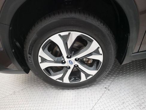 Used 2020 Subaru Outback Limited w/ Popular Package #2 image 28