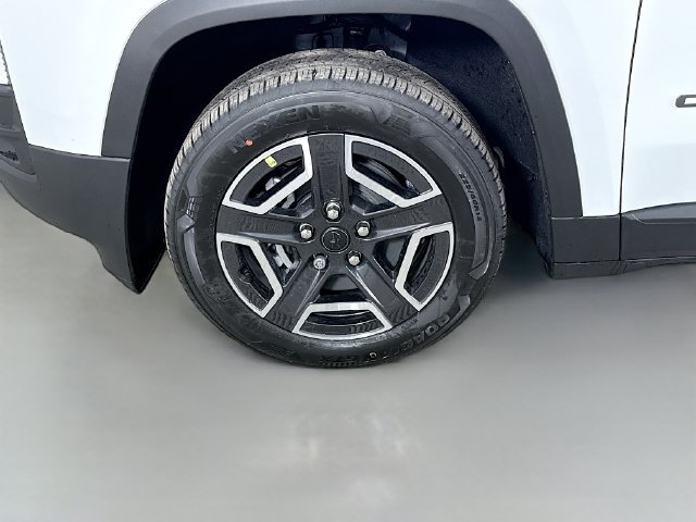 Used 2026 Jeep Cherokee Limited AWD/4WD image 29
