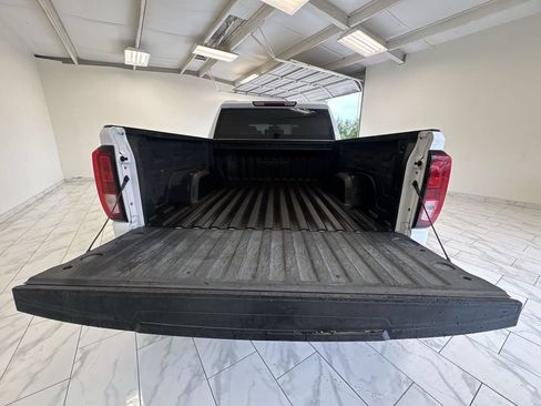 Used 2021 GMC Sierra 1500 2WD Crew Cab w/ Fleet Convenience Package image 27
