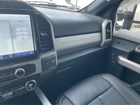 Used 2022 Ford F250 Lariat w/ Tremor Off-Road Package image 28