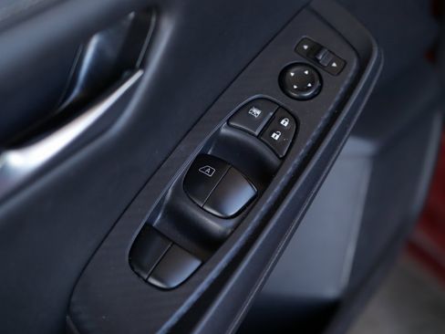 Used 2024 Nissan Sentra SV image 21