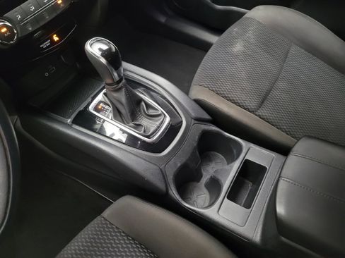 Used 2021 Nissan Rogue Sport S FWD image 26