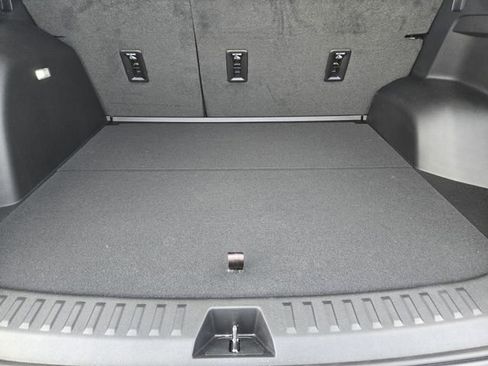 New 2026 Chevrolet Equinox ACTIV w/ Convenience Package III FWD image 23