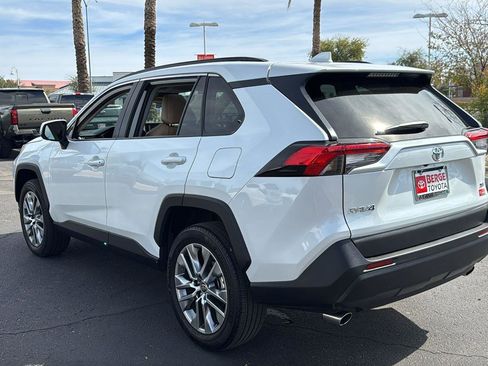 Certified 2023 Toyota RAV4 XLE Premium image 5