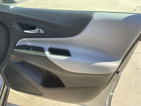 Used 2024 Chevrolet Equinox LS image 16