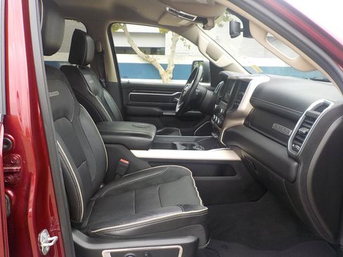 Used 2019 RAM 1500 Laramie image 14