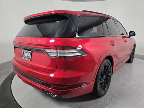 New 2026 Lincoln Aviator Reserve w/ Luxury Package image 4