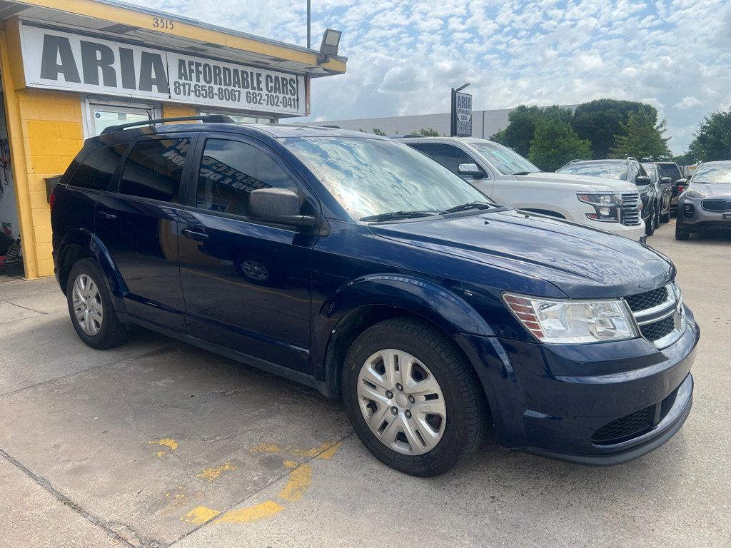 Used 2019 Dodge Journey SE FWD image 2