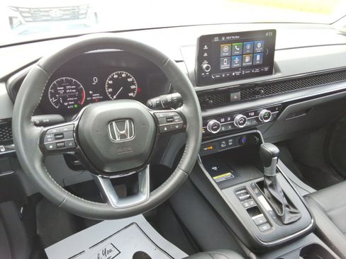 Used 2024 Honda CR-V EX-L image 12
